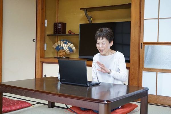 メインビジュアル背景画像