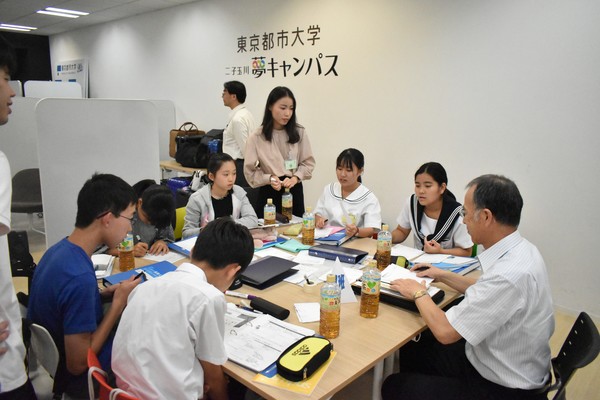メインビジュアル背景画像