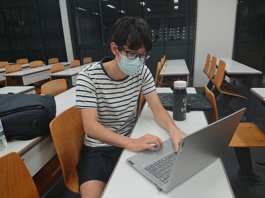 学習支援はオンラインなのでPCかタブレットがあればボランティア参加できます！