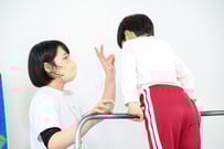 157841
