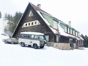 274156