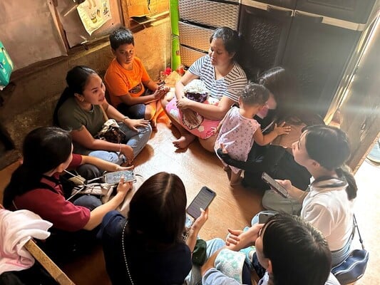 スラム街の家庭訪問