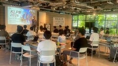 346067